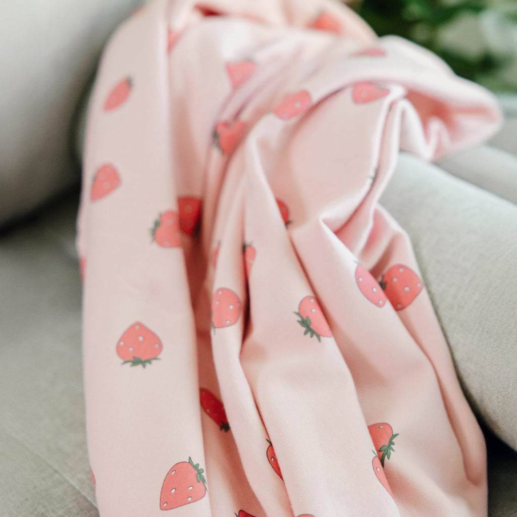 Toddler Blanket, 4 Season® Merino Wool & Organic Cotton Blanket, 52.5" x 40", Strawberry