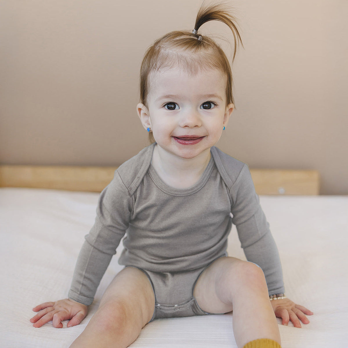 Baby Bodysuit, Long Sleeve, Merino Wool, Dove